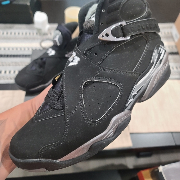 Jordan 8 - Picture 2 of 8